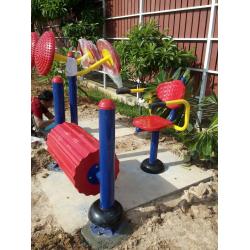 รหัส OUL ผลงานติดตั้ง (ศูนย์การศึกษาพิเศษ อ.บ้านโพธิ์ จ.ฉะเชิงเทรา) เครื่องออกกำลังกายกลางแจ้ง