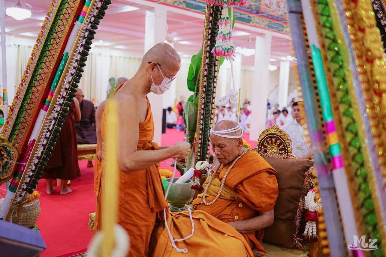 พระปิดตาเนื้อเมฆสิทธิ์ หลวงพ่อเล็ก หลวงพ่อบ๊ะ เสกหลายวาระเข้าพิธีพุทธาภิเษกพิธีพระกริ่งพิชัยสงคราม วัดพระพุทธบาทถ้ำป่าไผ่