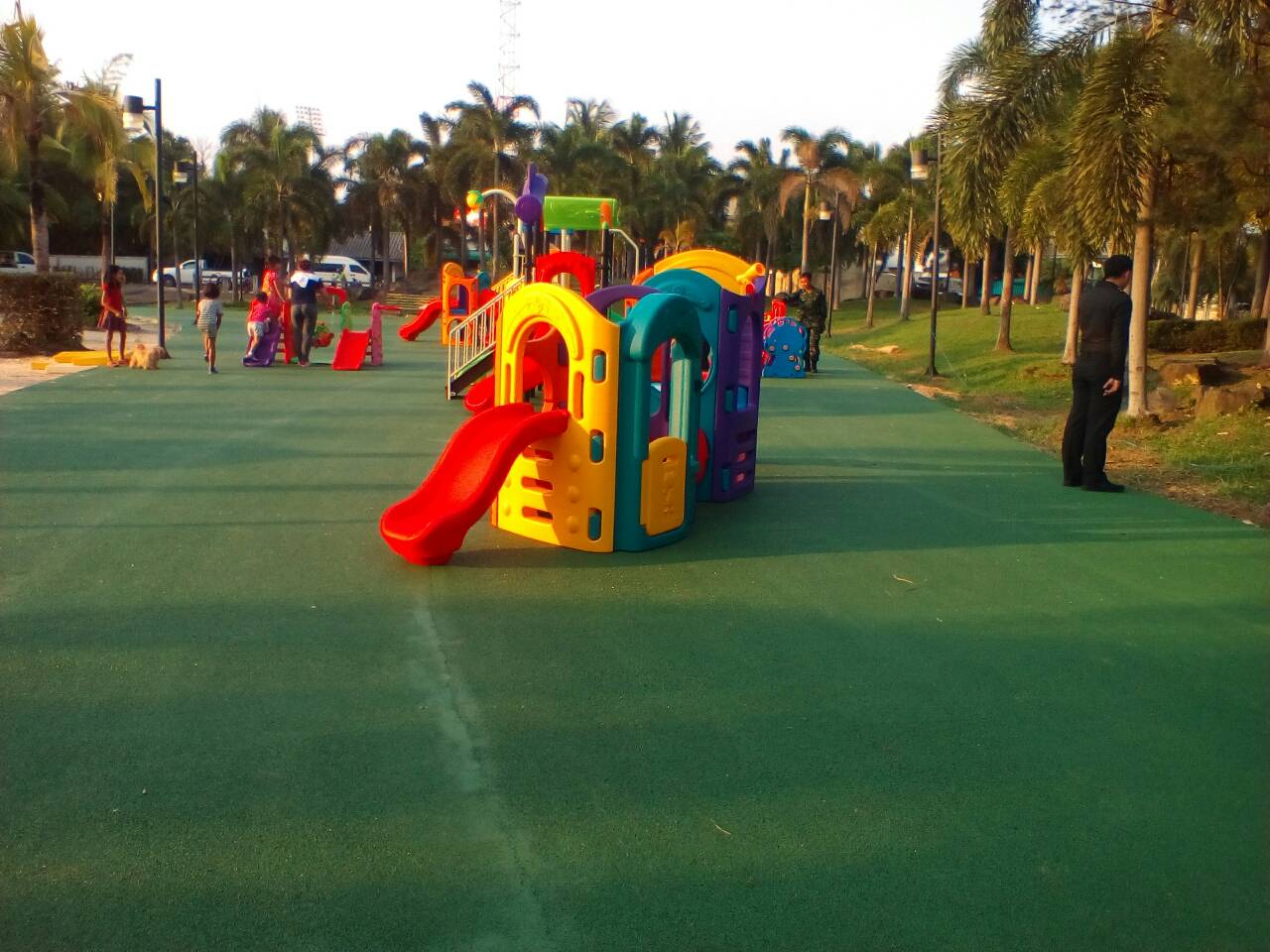 เครื่องออกกำลังกายกลางแจ้งสุพรรณบุรี