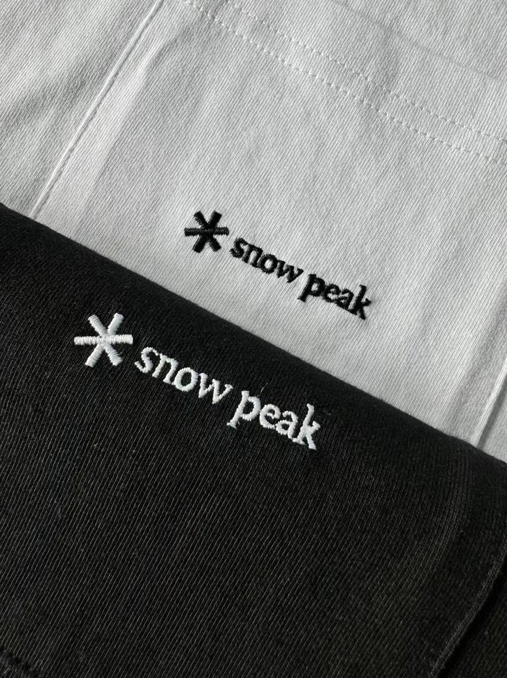 เสื้อโอเวอร์ไซส์ Snow Peak Embrace T-Shirt ของแท้ ของใหม่ พร้อมส่ง เสื้อเดินป่า