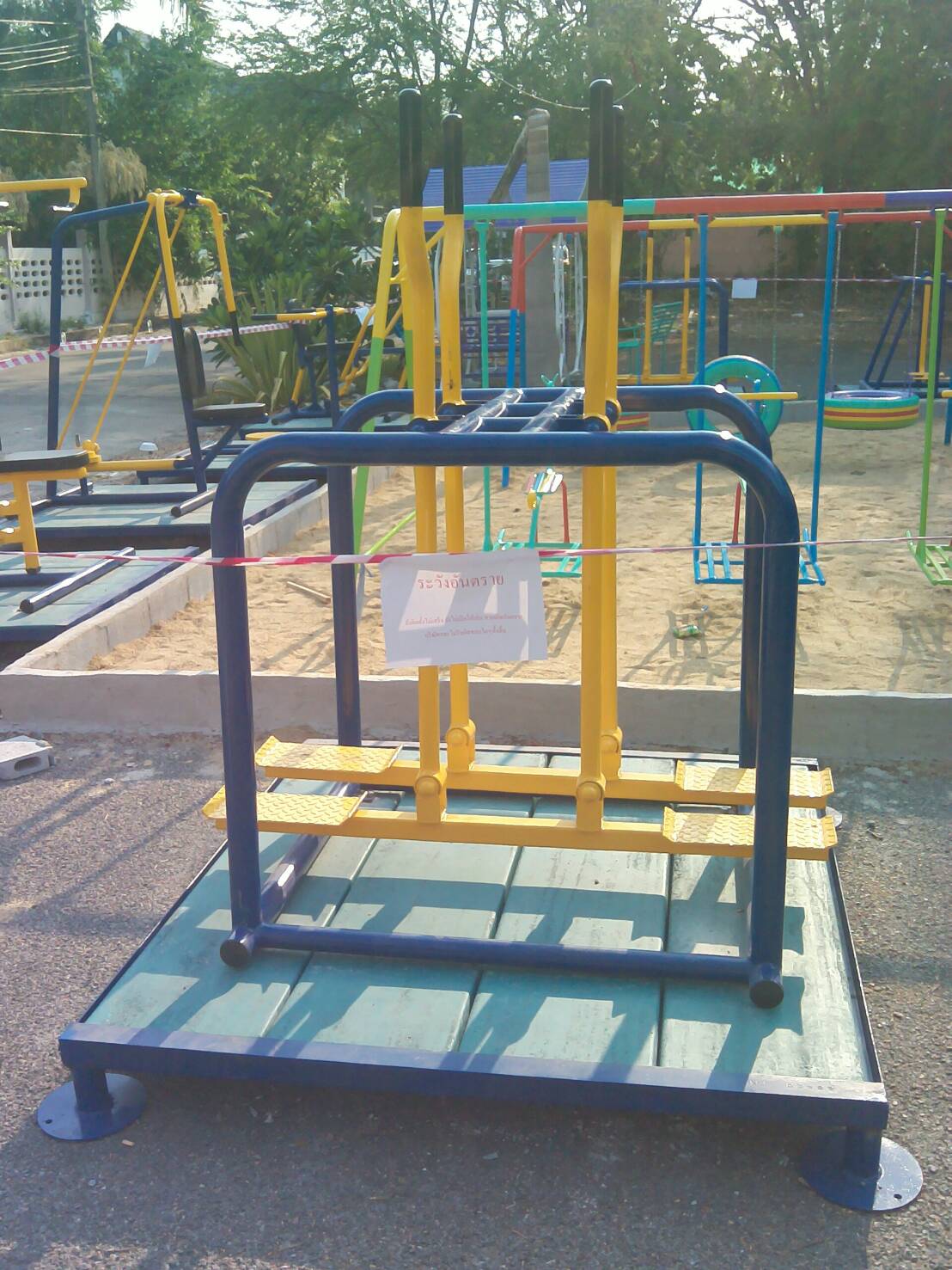 รหัส SM ผลงานติดตั้ง (หมู่บ้านสีไชยทอง) เครื่องออกกำลังกายกลางแจ้ง