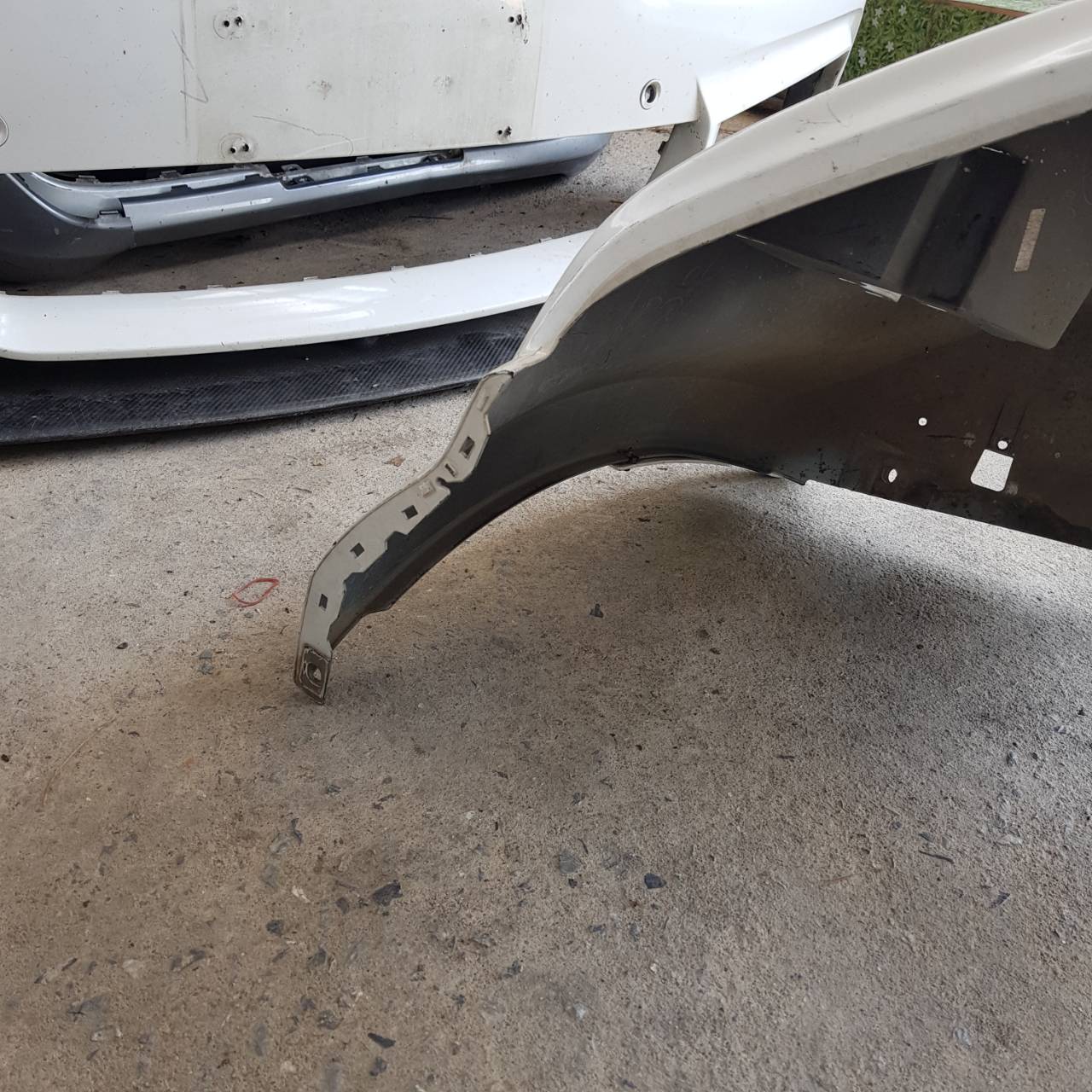 กันชนหน้า Isuzu D-Max Hi-Lander X-series ปี 2018