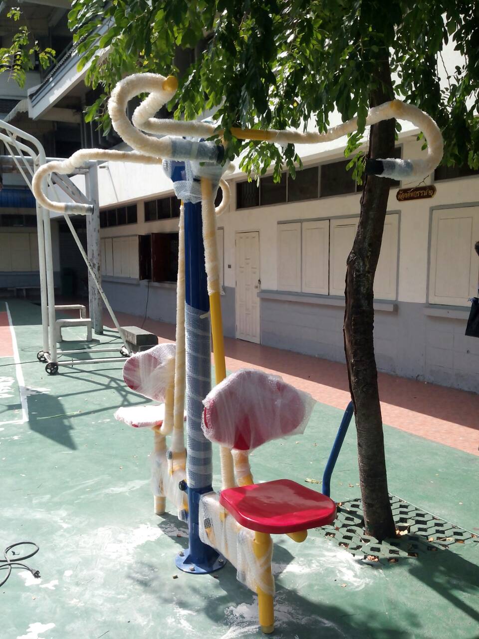 30-รหัส OUL ผลงานติดตั้ง (โรงเรียนราชวินิตมัธยม - ถนนพิษณุโลก แขวงสวนจิตลดา เขตดุสิต กทม.) เครื่องออกกำลังกายกลางแจ้ง