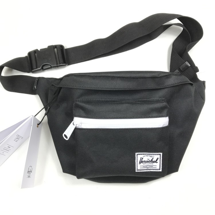 กระเป๋าคาดเอว Herschel Seventeen Hip pack ของแท้ พร้อมส่งจากไทย