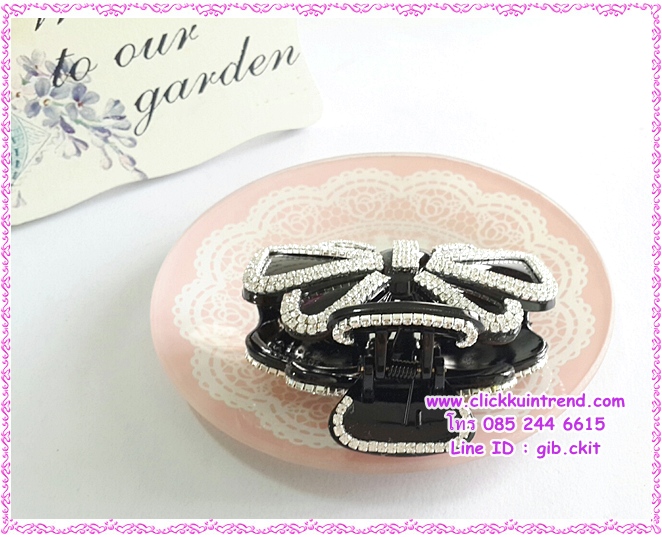 ที่หนีบผม สีดำ ตัวใหญ่ 8.5 ซ.ม. ประดับเพชร รูปโบ
