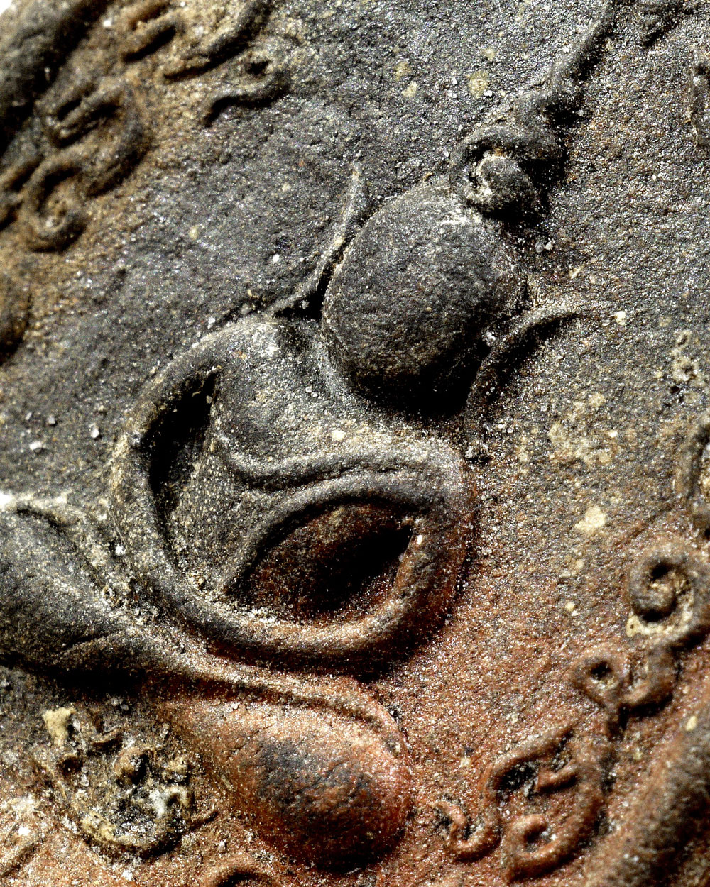 สิงห์รุกฆาตชนะจน เนื้อนวโลหะเต็มสูตร (1ใน99) ลป.ป่วน วัดช้างน้อย ปี 59