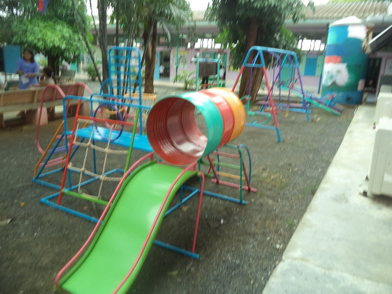 รหัส PG ผลงานติดตั้ง (โรงเรียนบ้านรางจิก ต.หนองขาว อ.ท่าม่วง จ.กาญจนบุรี) เครื่องออกกำลังกายเด็ก