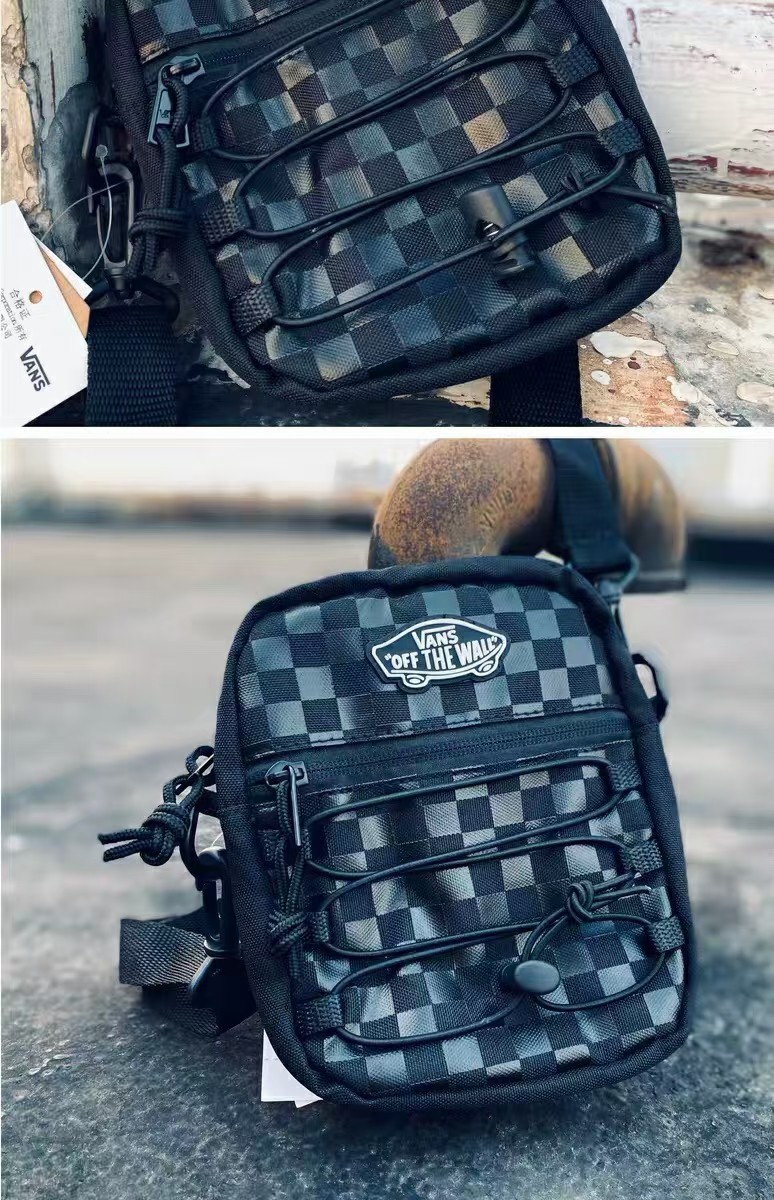 กระเป๋าสะพายข้าง Vans Street Ready Black Bag ของแท้ ใหม่ล่าสุด พร้อมส่งจากไทย