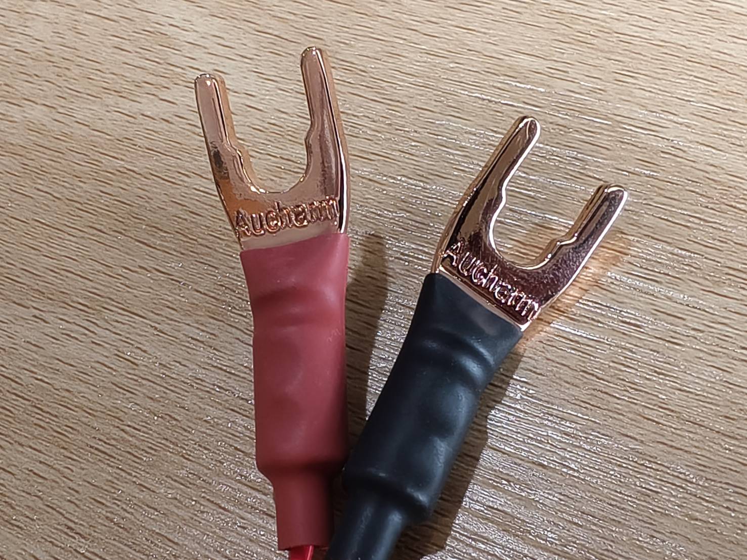 สายลำโพง Silver plated copper 4N - ยาว 1.5เมตร เหมาะกับSuper Tweeter ร้านไทย พร้อมส่ง ราคาต่อคู่(4เส้น)