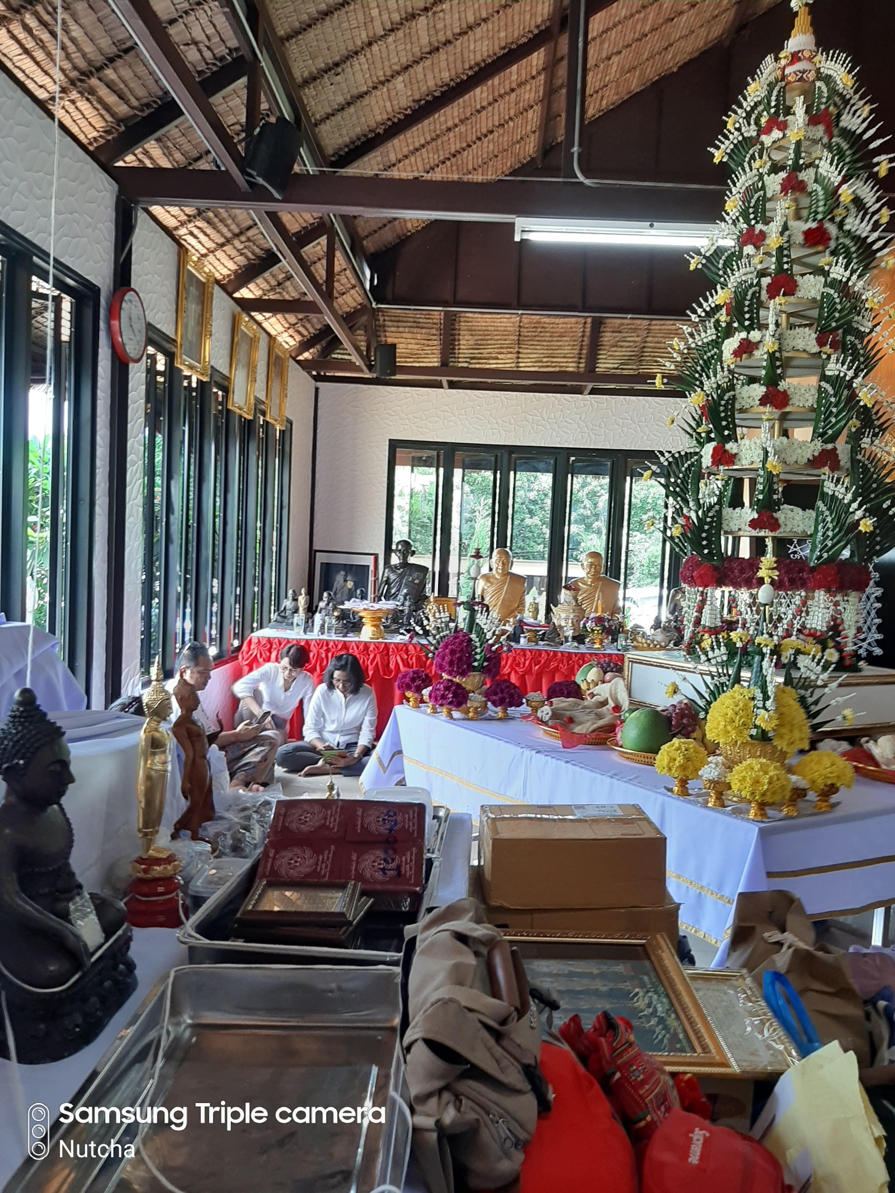 ผ้ายันต์ 2 หน้า (ไตรรัตนจักรชัยสิทธิ์ หลังเกราะเพชร) ที่ระลึกงานพิธีเป่ายันต์ 4 ยันต์ ลพ.เอก