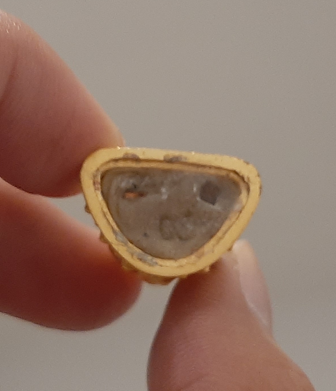 พระปัจเจกพุทธเจ้า รุ่น ปาฏิหารย์ (เนื้อชุบทอง) เลี่ยมตลับเงิน วัดเขาวง ปี 56 สุดยอดมวลสารและพิธีการ