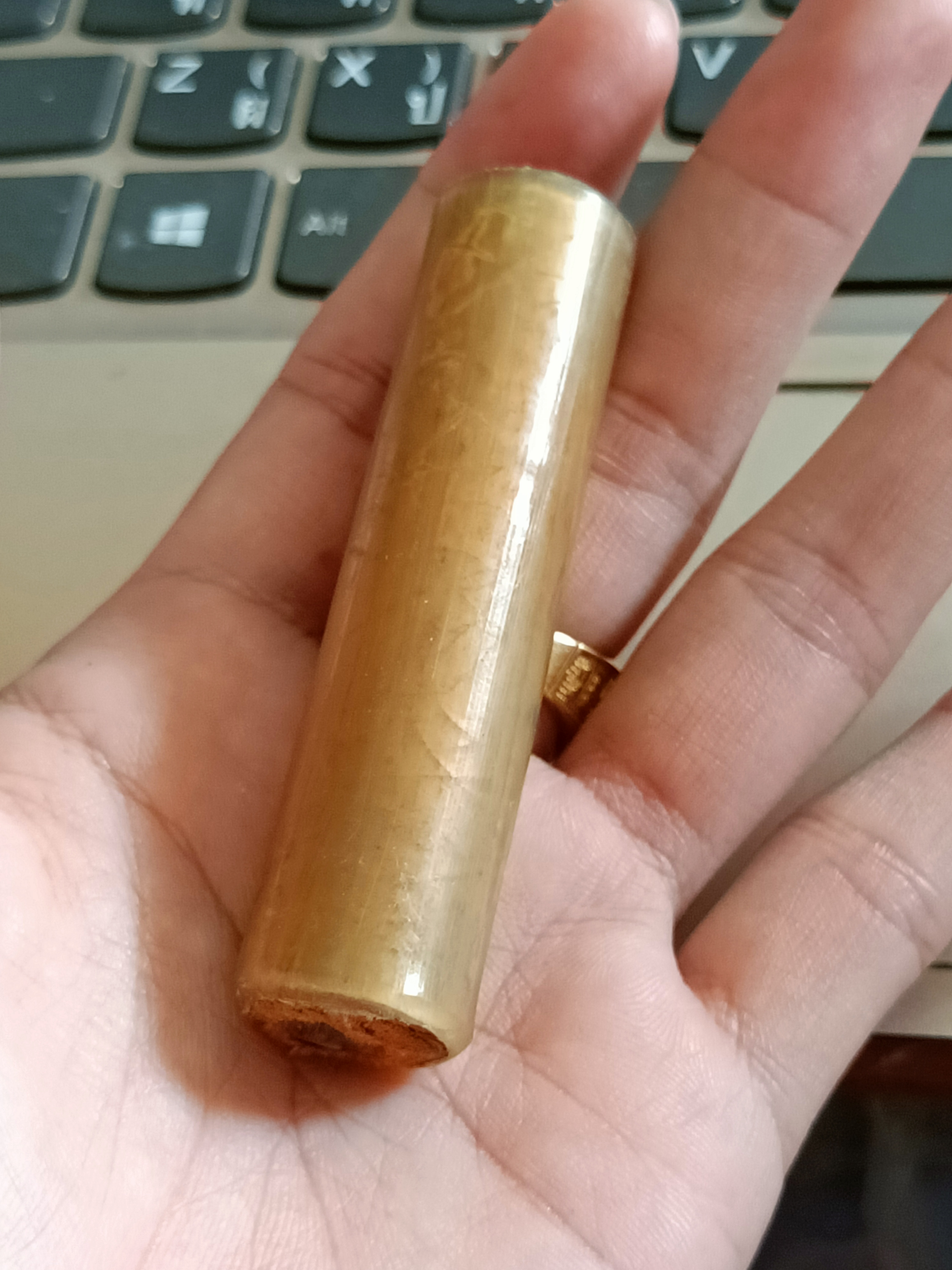 ตะกรุดโทนจีวร หลวงปู่ศิลา แบบยาว 2 นิ้วครึ่ง สร้างยุคเก่า