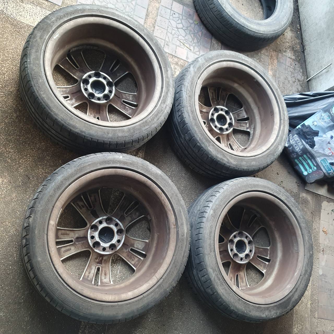 ล้อแม็ก Benz 17" A2044010402 B66474276 ของแท้มือสองขายตามสภาพ