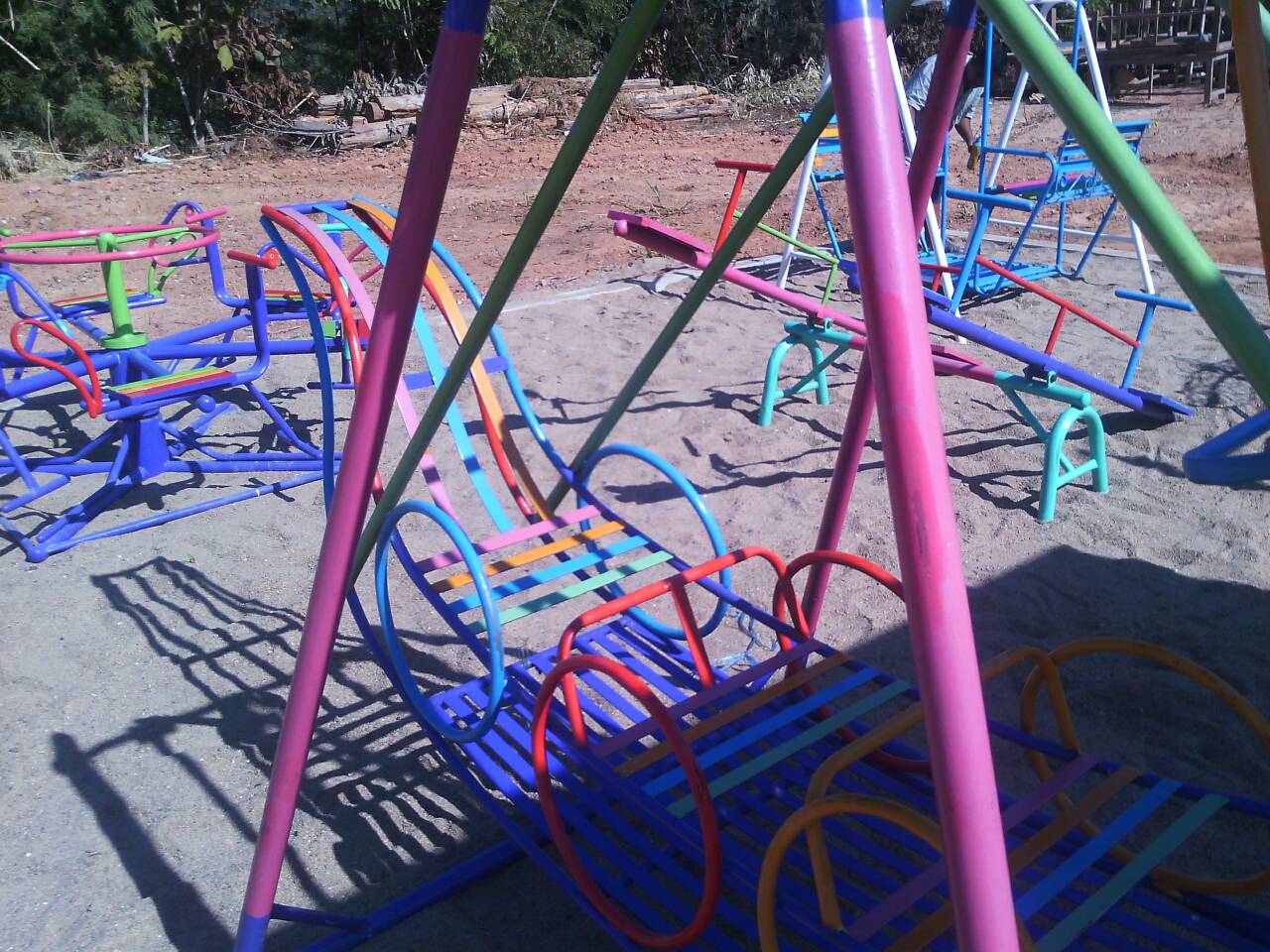 รหัส PG ผลงานติดตั้ง (โรงเรียนบ้านทุ่งถ้ำ-อำเภอท่าสองยาง จ.ตาก) เครื่องเล่นสนามกลางแจ้งสำหรับเด็ก