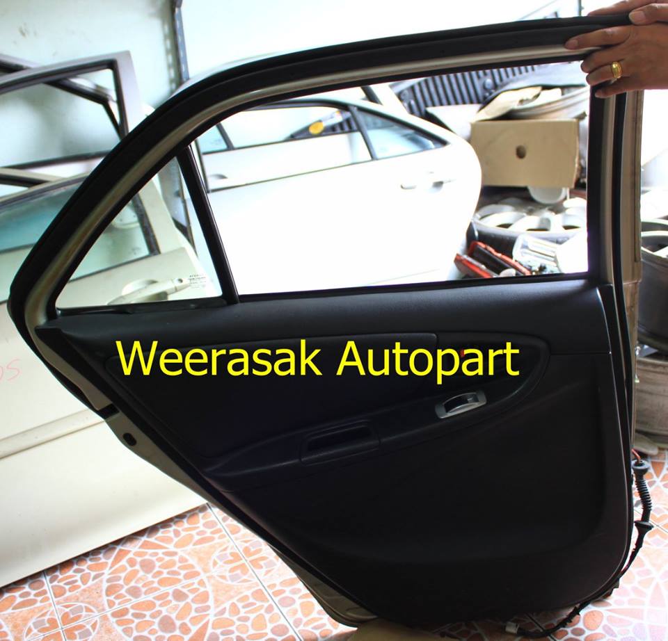 ประตูรถญี่ปุ่น