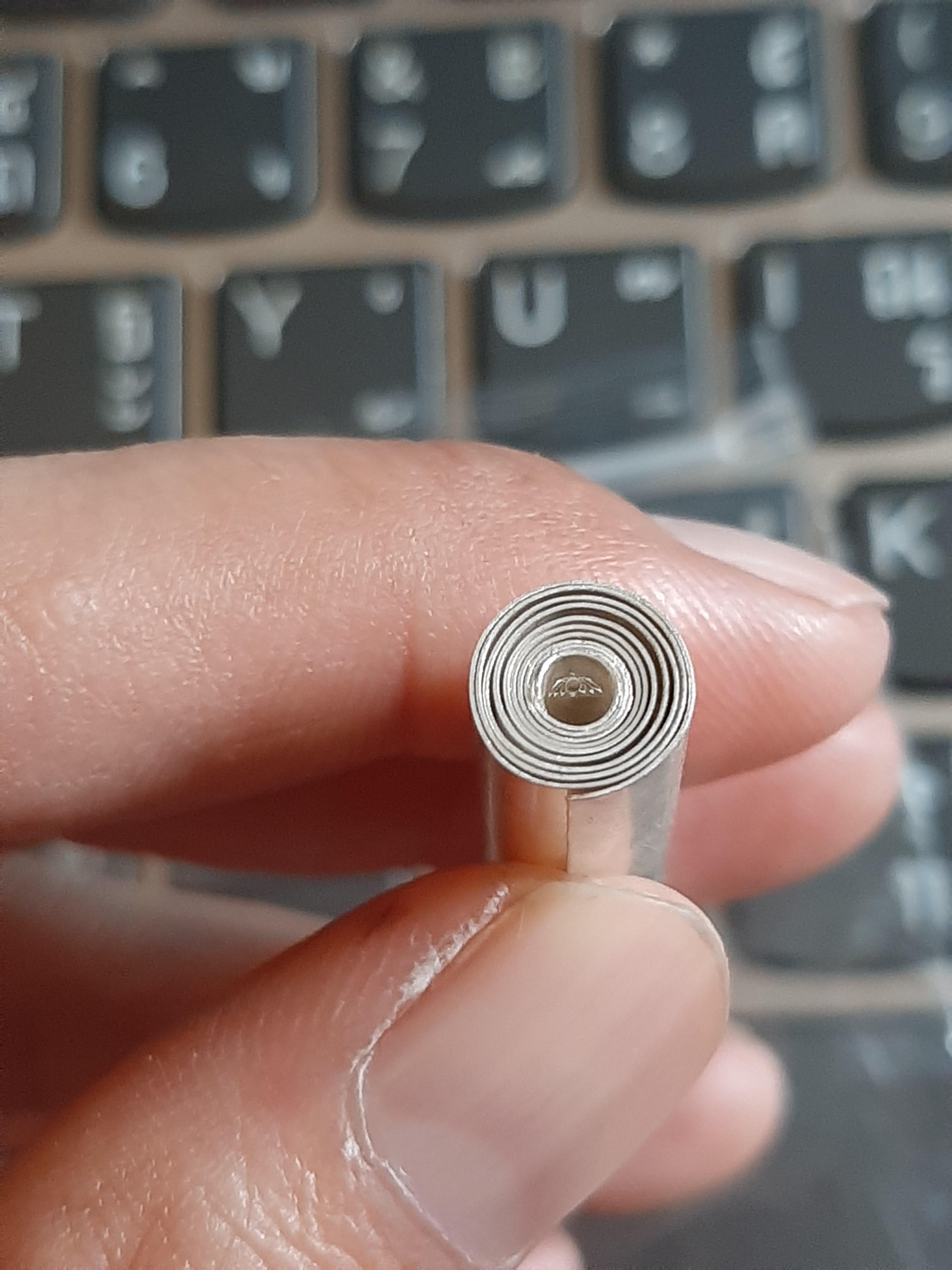 ตะกรุดมหาสะท้อน รุ่น 5 วัดท่าขนุน พร้อมซองสติ๊กเกอร์เดิม