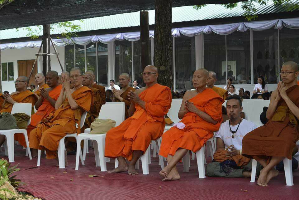 พระปัจเจกพุทธเจ้าชุบเงิน (หน้าตัก ๓ นิ้ว) วัดเขาวง ปี ๖๑