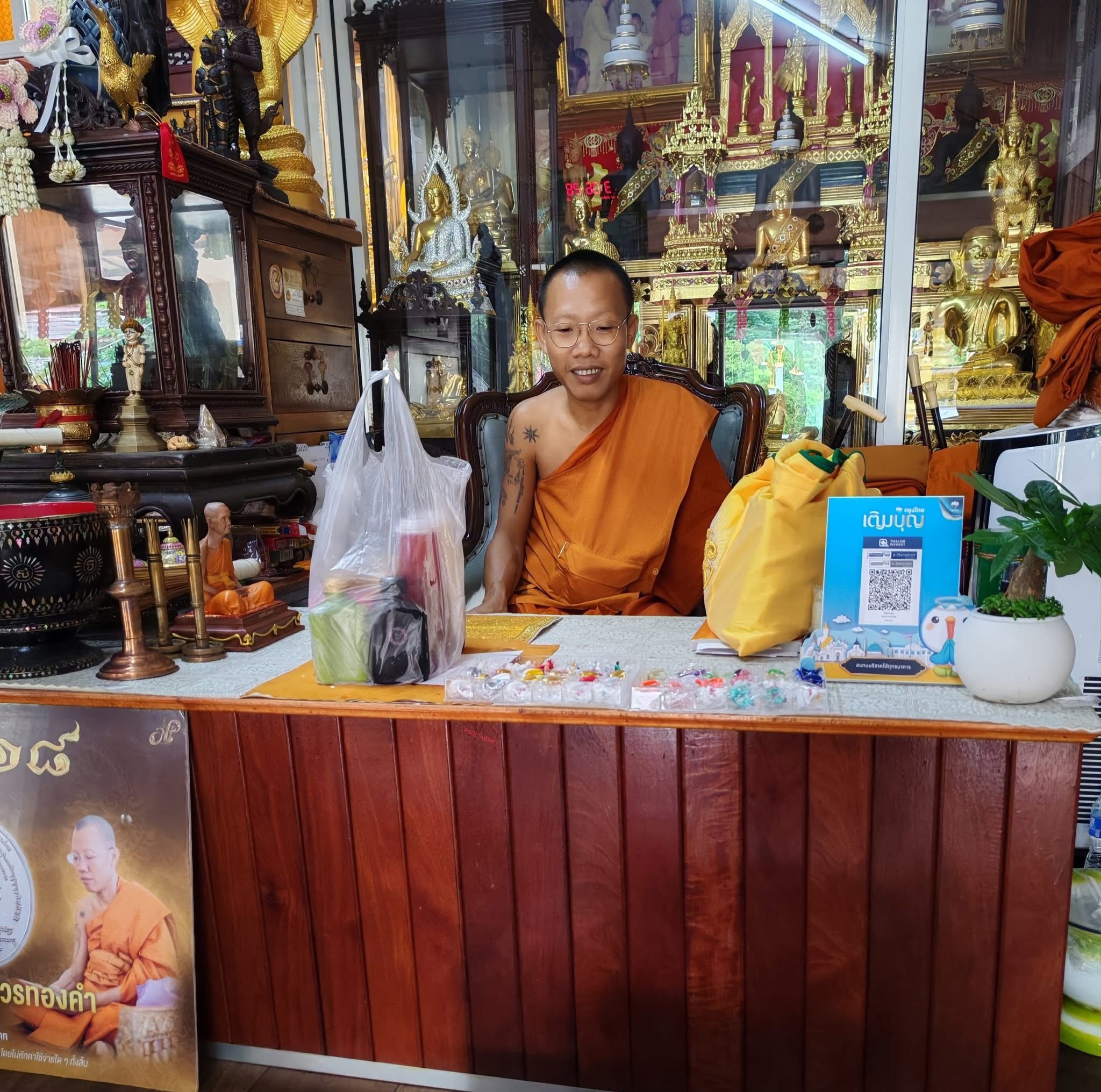 หุ่นพยนต์ รุ่น มนต์แรงครู หลวงพ่อวิชัย วัดหัวเด่น สายมนต์พระกาฬหลวงพ่อกวย