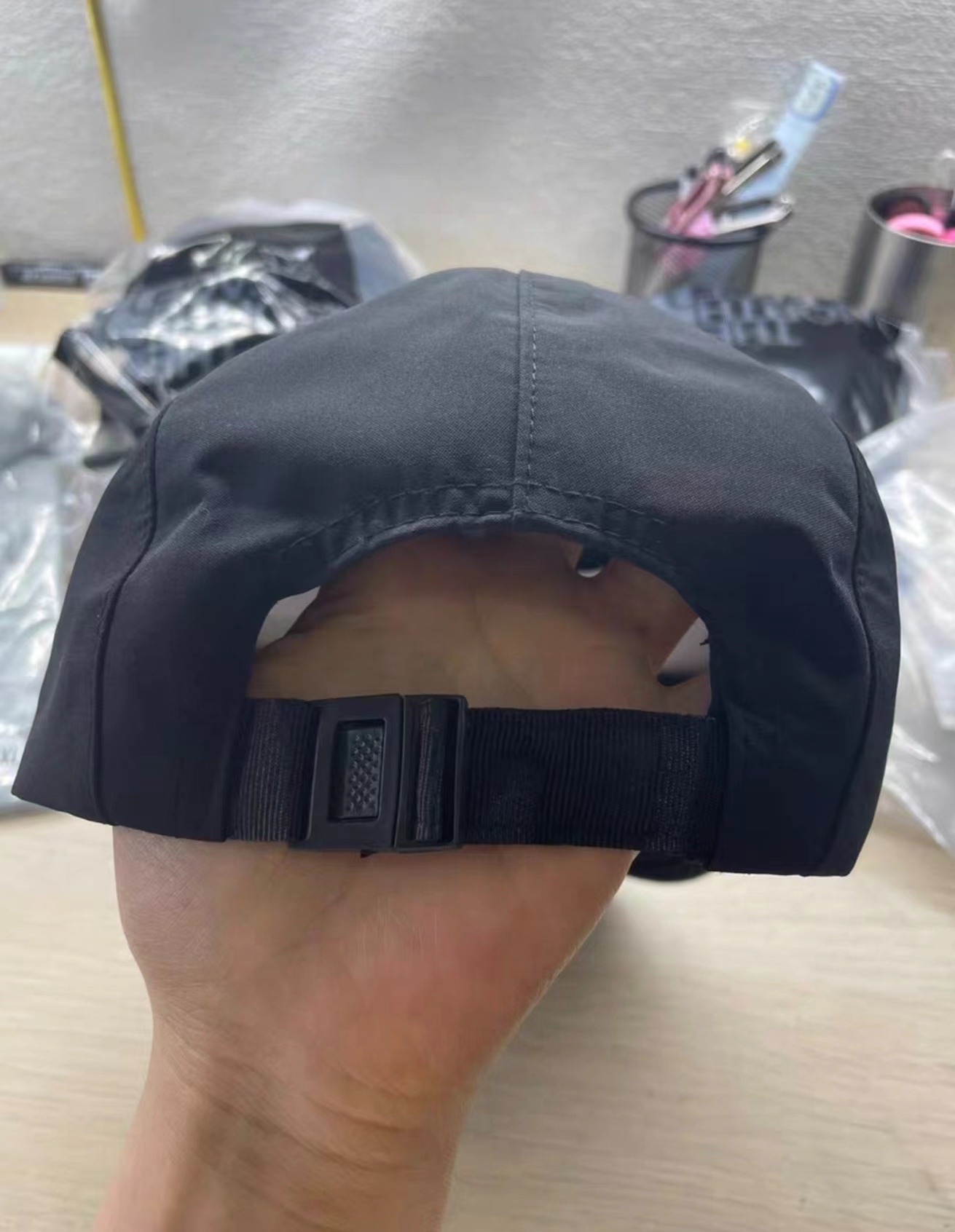 หมวกกันน้ำ The North Face Gore-Tex Cap ผ้า Goretex กันน้ำ 100 % ของใหม่ ของแท้ พร้อมส่งจากไทย หมวกกันน้ำ