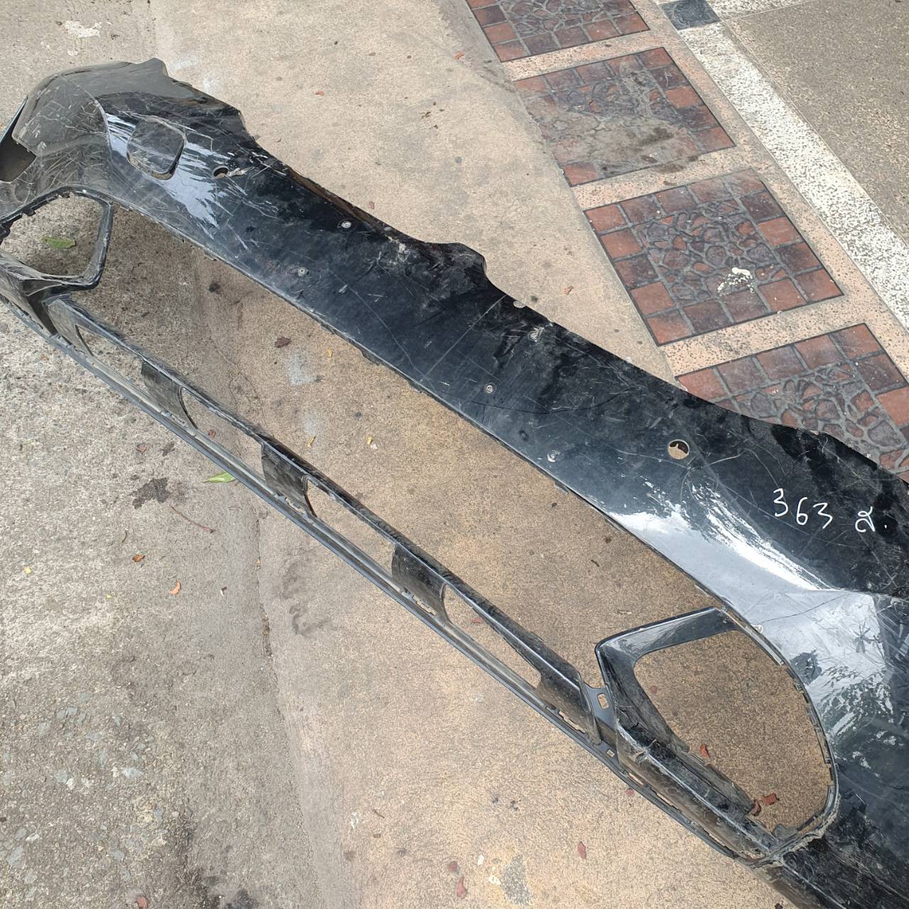 กันชนหน้า BMW 320d G20 ปี 2019(มือสองขายตามสภาพ)