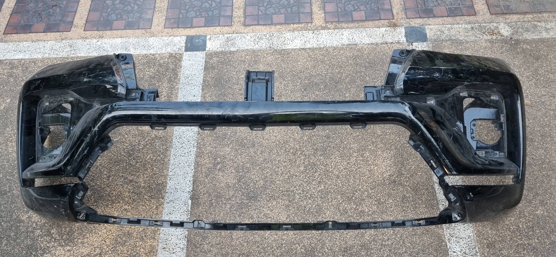 กันชน Toyota Fortuner ปี 2015-2023 ขายตามสภาพ