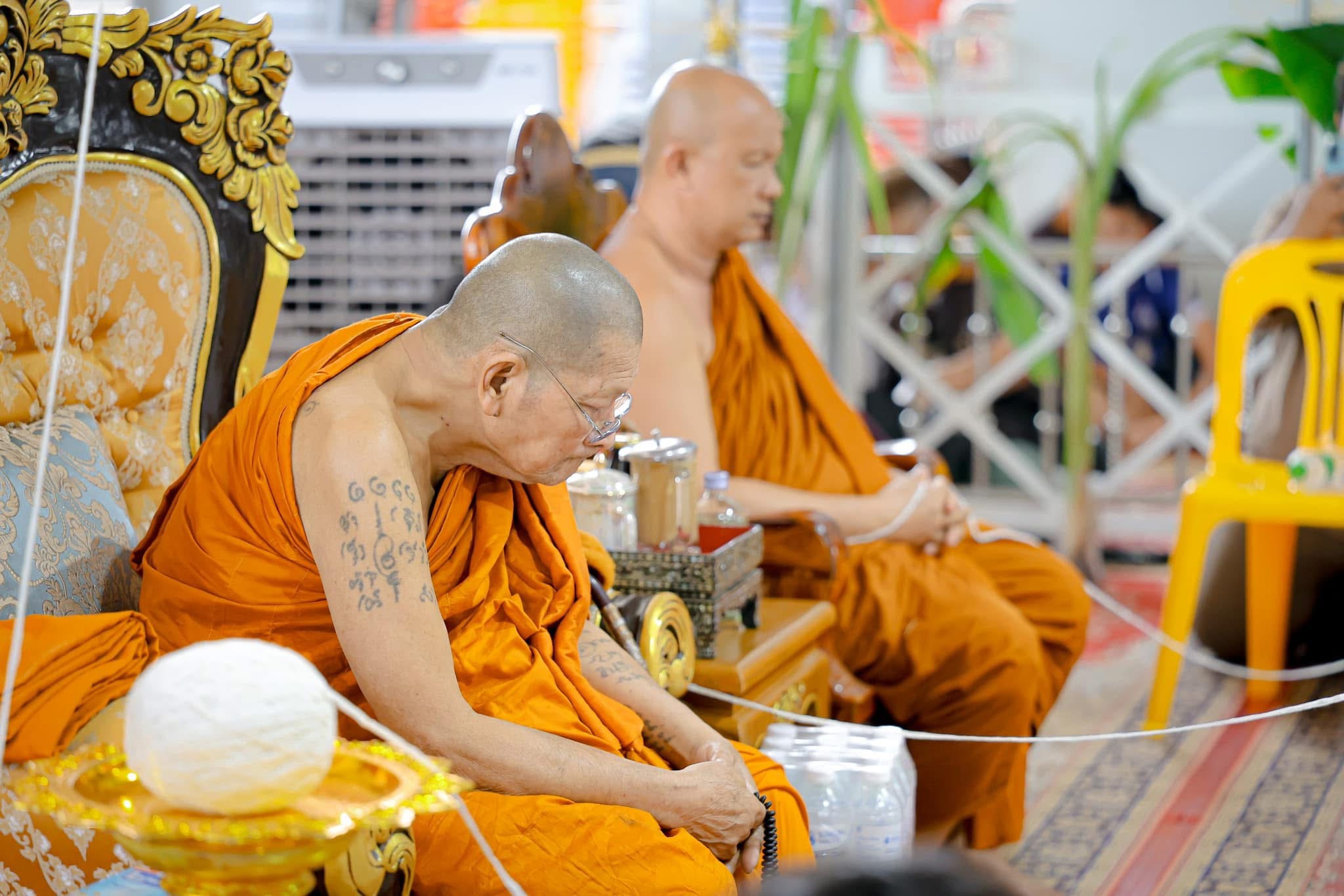 ผ้ามหายันต์พญาองคต no.726 หลวงปู่ศิลา