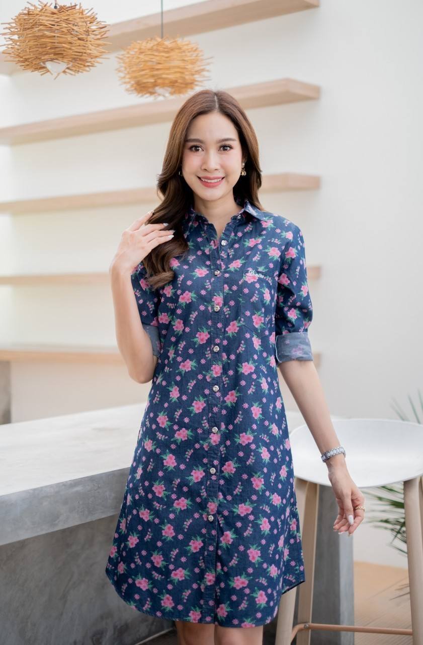 เดรสยีนส์ # 8775 ชุดยีนส์แบบสวยพิมพ์ลายสดใสสวยมาก ผ้ายีนส์ไม่หนา ใส่สบาย แบบสวยใส่ได้หลายโอกาส