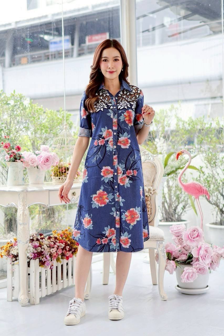 ชุดยีนส์ #8836-1 เดรสยีนส์พิมพ์ลายสวยแต่งงานฉลุสวยหรูด้านหน้า ผ้ายีนส์แท้เนื้อนิ่ม ใส่สบาย แบบสวยใส่ได้หลายโอกาส