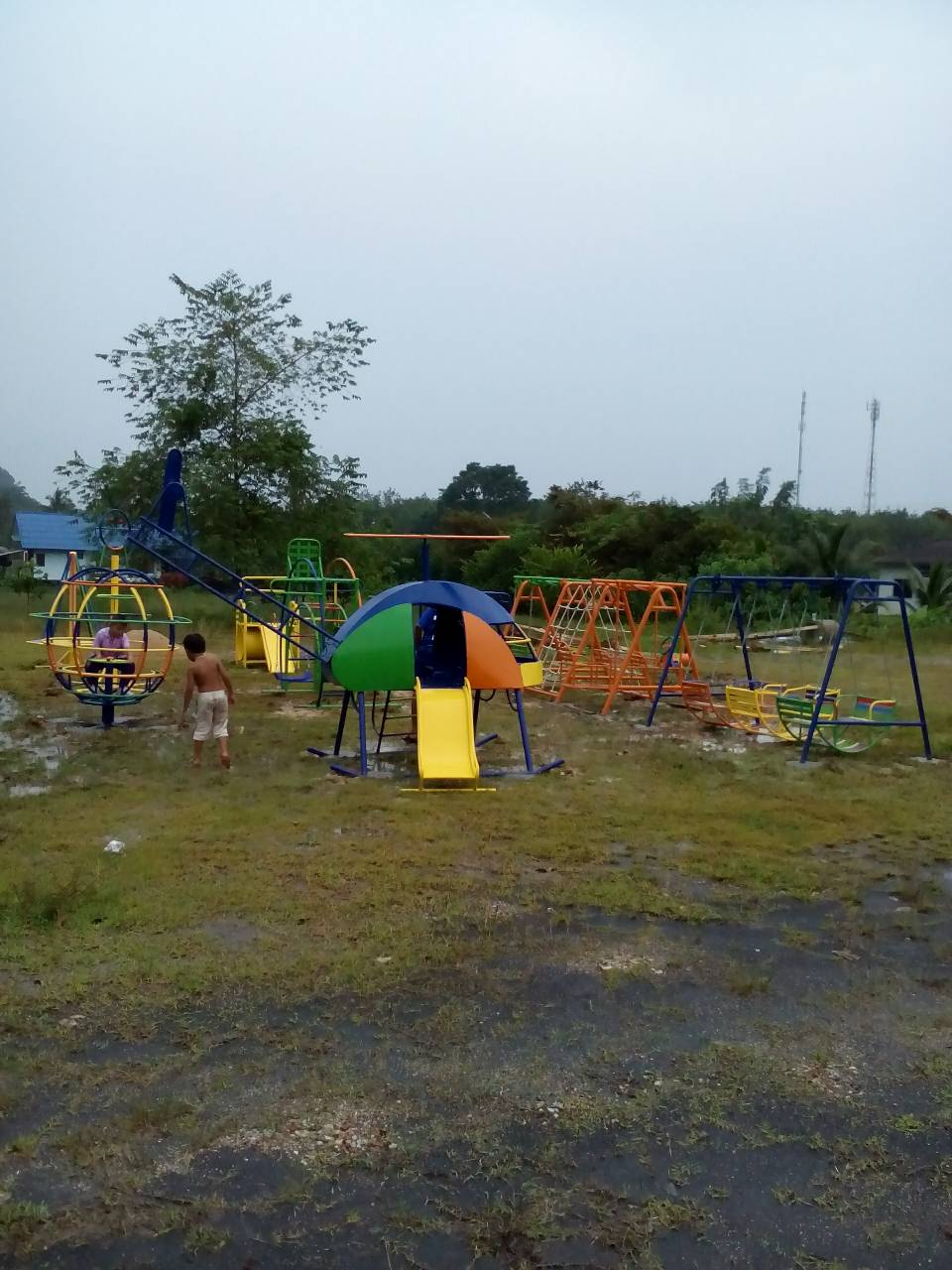 รหัส PG ผลงานติดตั้ง (อำเภอนาโยง จังหวัดตรัง) เครื่องออกกำลังกายเด็ก