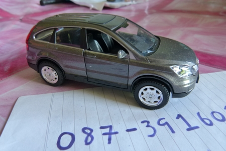 รถ CRV ประตูเปิดได้ 2 ข้าง มีไฟ หน้า และ มีไฟ ด้านหลัง 550 บาท.-