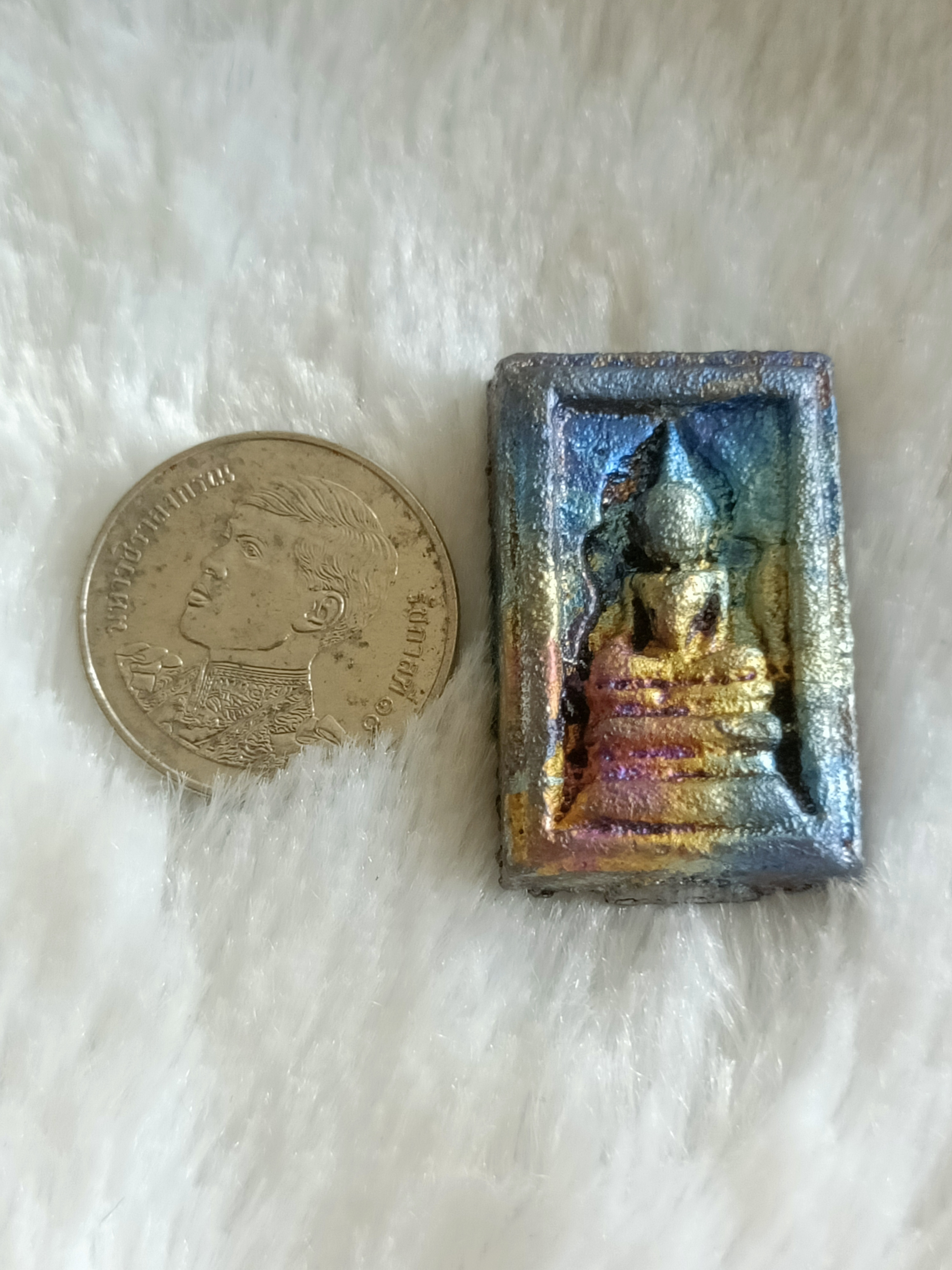 พระรวมแร่ พิมพ์แหวกม่านปี 54 ลพ.หนุนจารหลัง