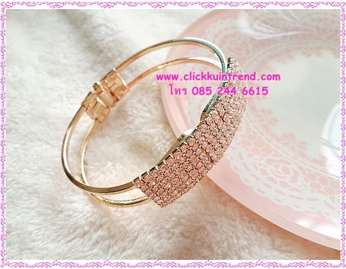 กำไลข้อมือ แฟชั่น สไตล์เกาหลี แบบข้อพับง้างออก ด้านหน้าเป็นแผงคริสตัล
