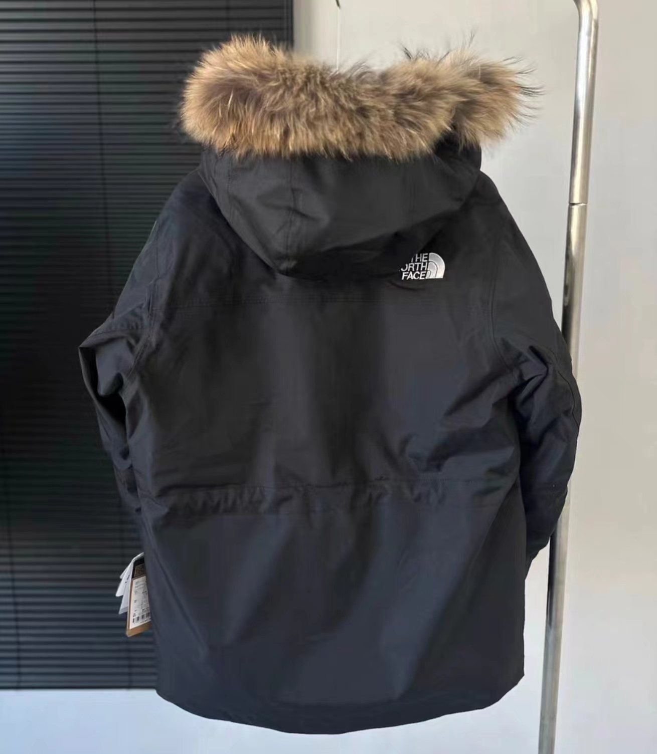 เสื้อกันหนาวขนเป็ด The North Face Southern Cross Parka ของใหม่ ของแท้ พร้อมส่งจากไทย