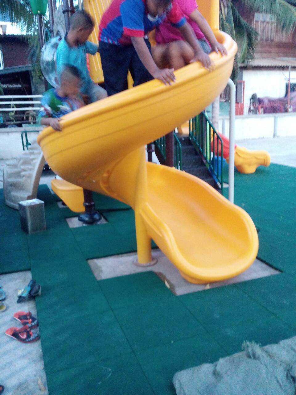 เครื่องออกกำลังกายกลางแจ้งกาญจนบุรี