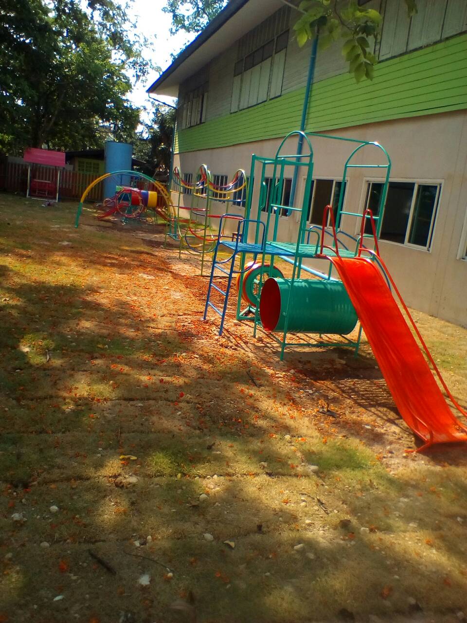 รหัส PG ผลงานติดตั้ง (อ่าวอุดม) เครื่องออกกำลังกายเด็ก