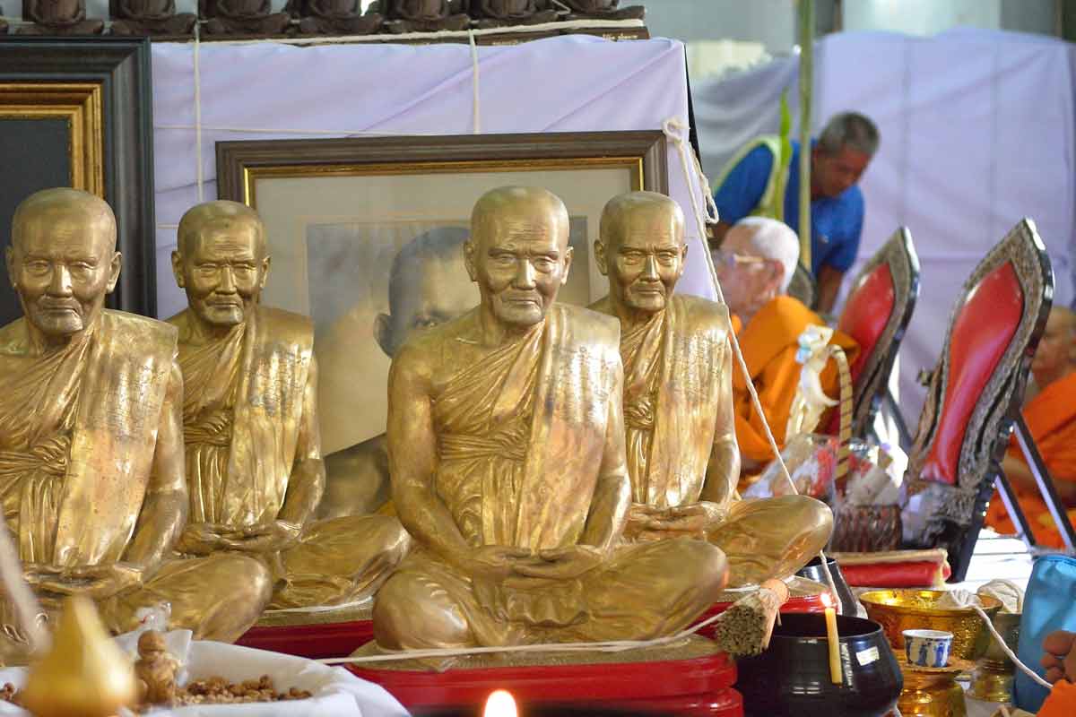 หนุมานหน้ากระบี่ไม้พุดซ้อน รุ่น บูรณะอุโบสถ วัดอินทาราม ปี 59