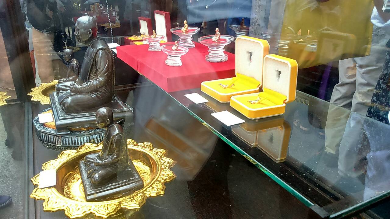 รูปหล่อลอยองค์สมเด็จพระญาณสังวรฯ ปี 58 (พิมพ์ใหญ่)