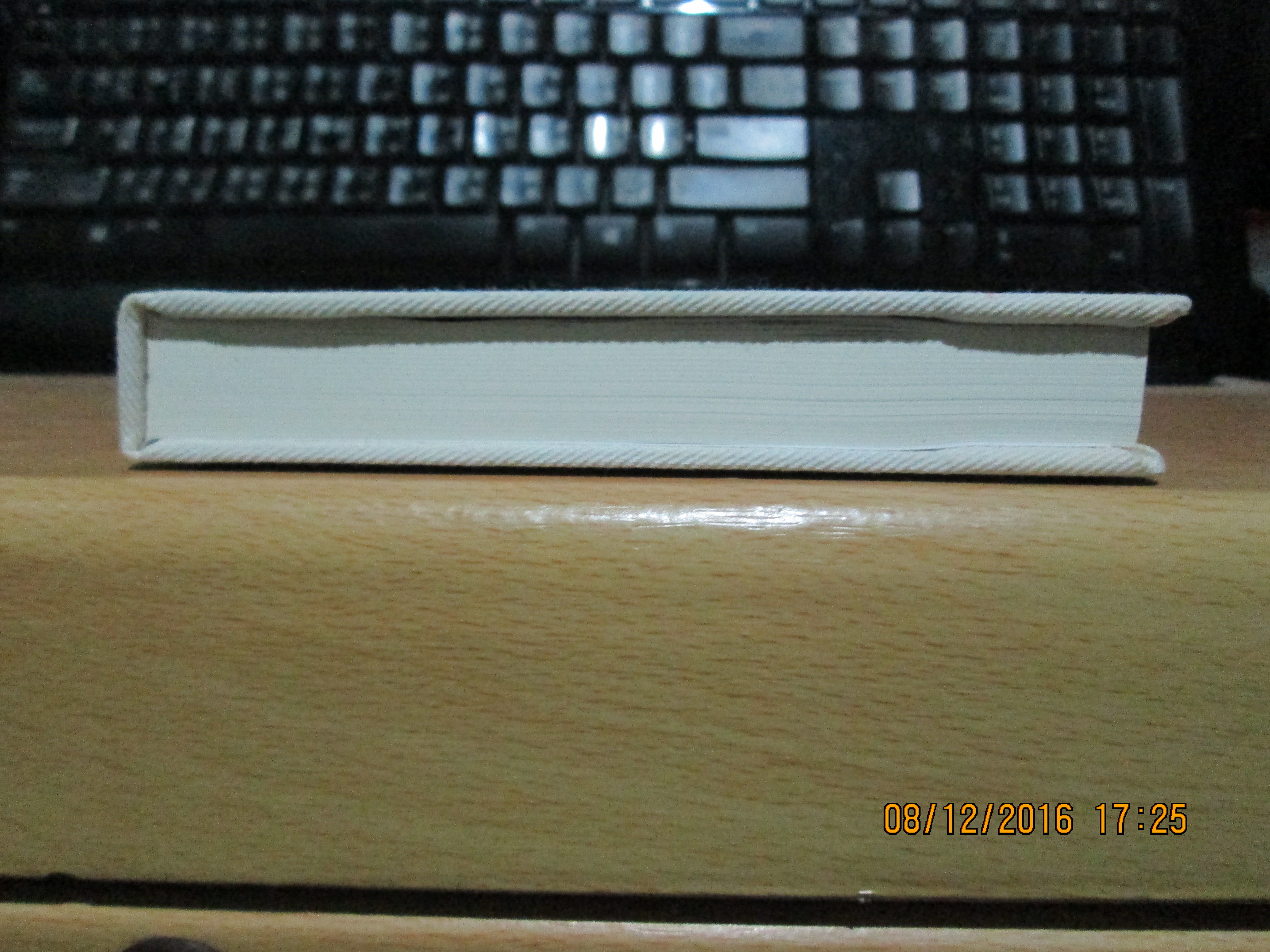 เด็กชายตะวันฉายฯ พร้อมโปสการ์ด 2 ใบ (ส่งลงทะเบียนฟรี)