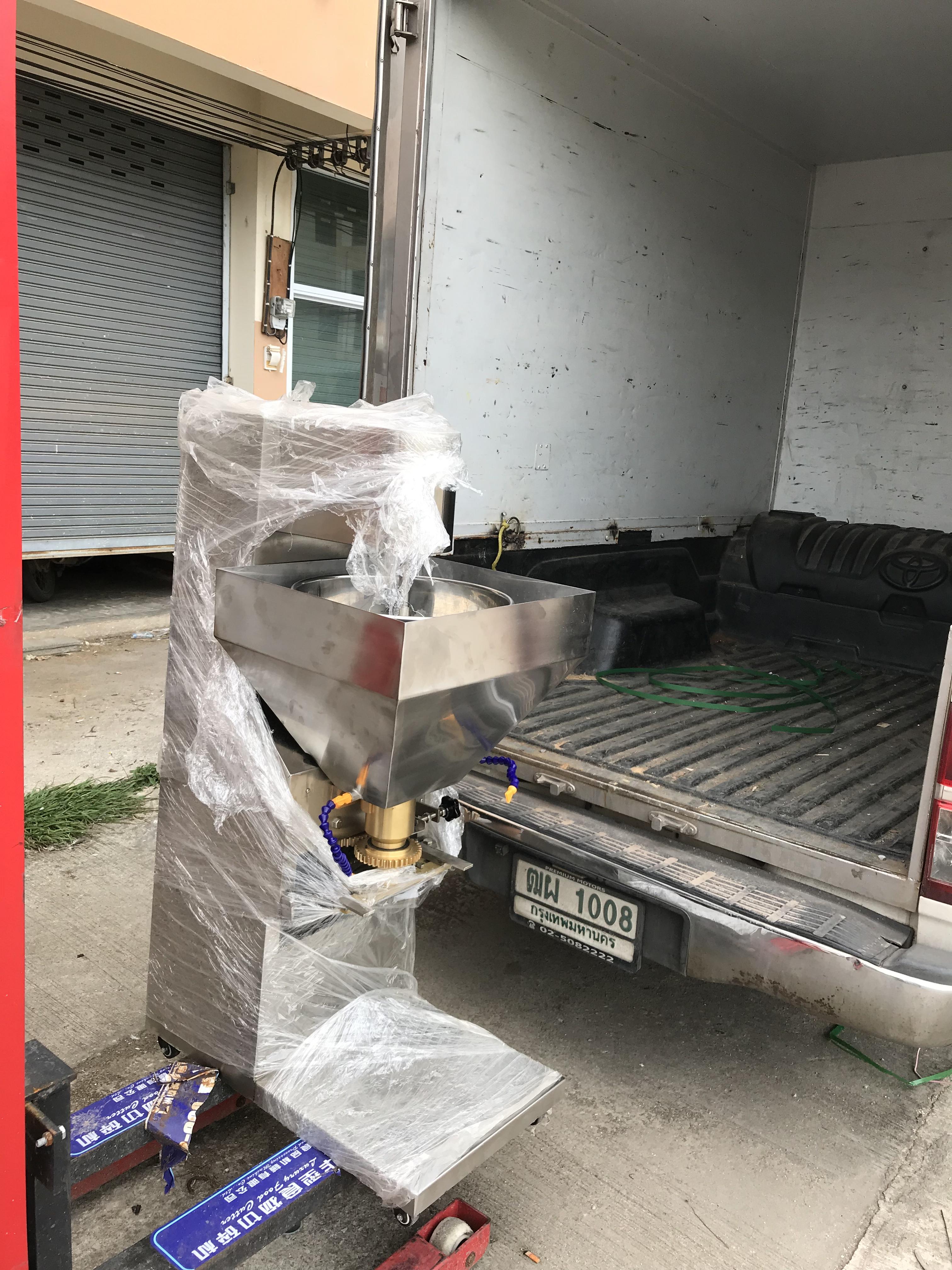 เครื่องทำลูกชิ้น เครื่องบีบลูกชิ้น เครื่องปั้นลูกชิ้น อัตโนมัติ