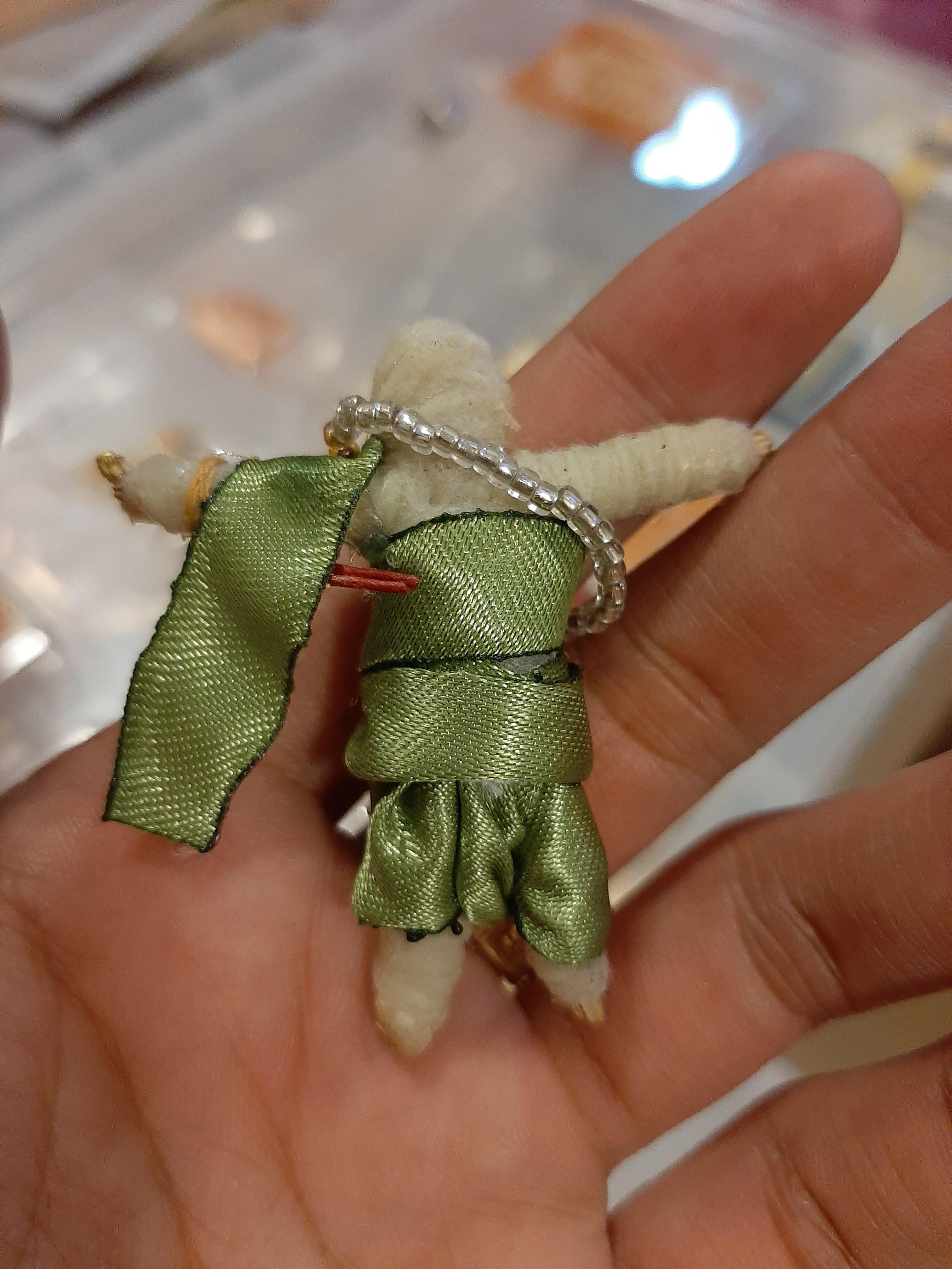 หุ่นพยนต์ นุ่งผ้าเขียว ล.พ.หนุน วัดพุทธโมกข์