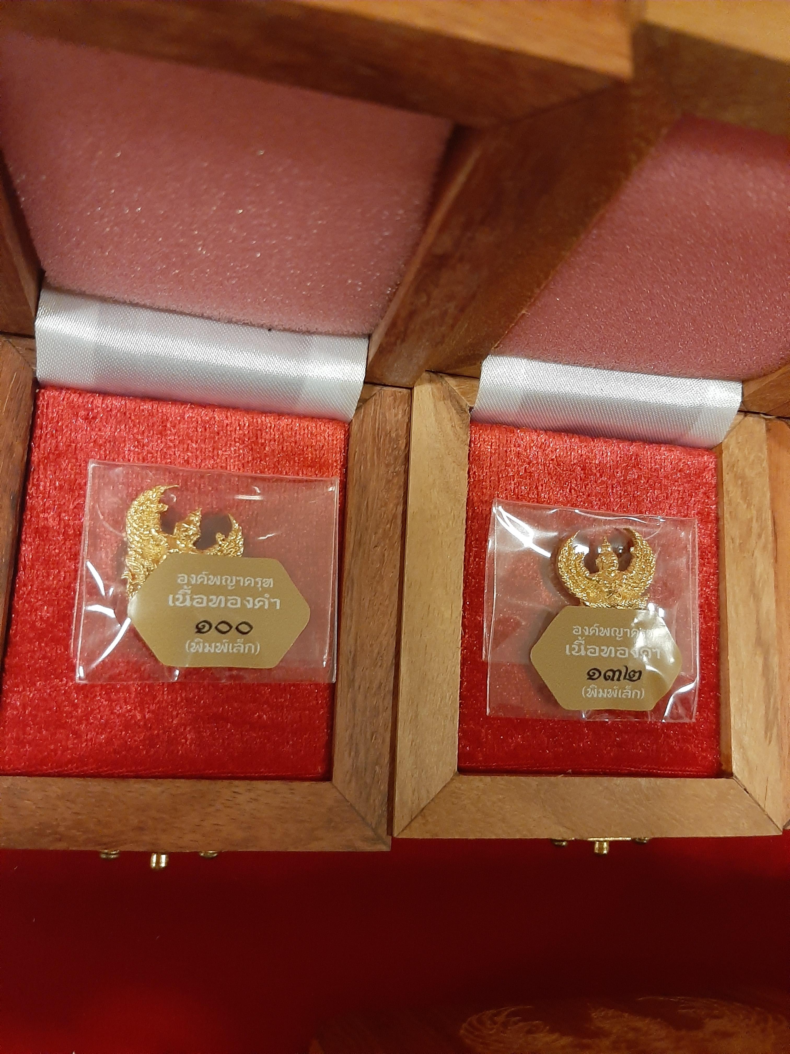 พญาครุฑกะไหล่ทองแพ็คคู่ พิมพ์ใหญ่และพิมพ์เล็ก รุ่น รวยสุดๆ วัดโพธิทอง
