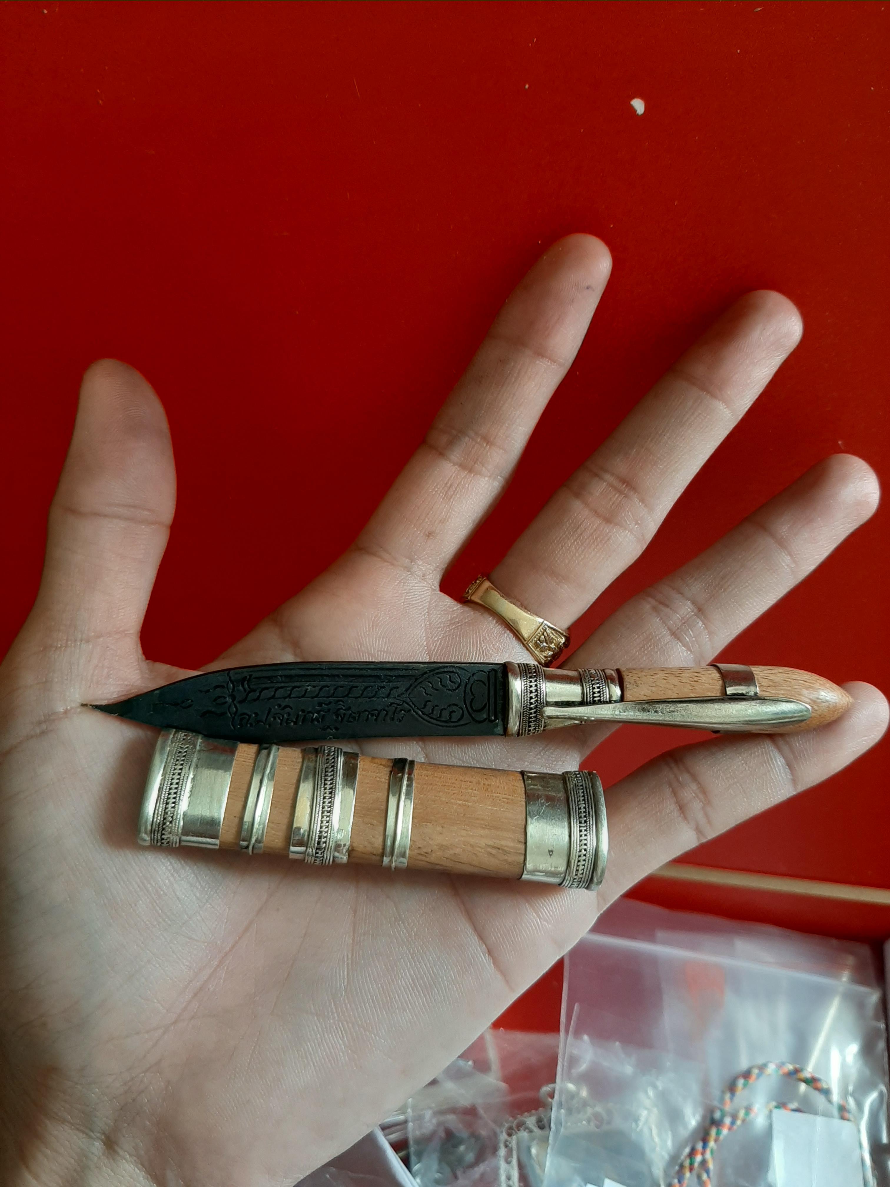 มีดหมอสายฟ้ามหาปราบไตรจักร 3 นิ้ว รุ่น 2 no.926 ลป.จันทร์ วัดซับน้อย