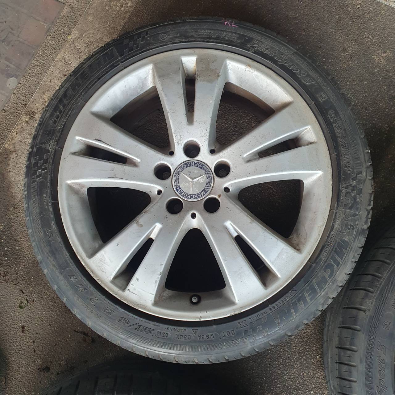 ล้อแม็ก Benz 17" A2044010402 B66474276 ของแท้มือสองขายตามสภาพ