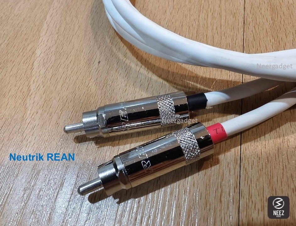 สายสัญญาณ Gotham Swiss+หัวNEUTRIK REAN สีดำ ราคาต่อคู่