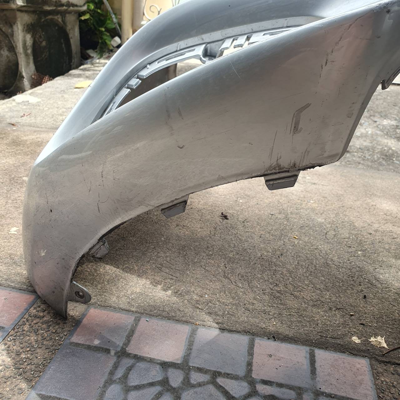 กันชนหน้า Benz มือสอง A2138852600 ขายตามสภาพ