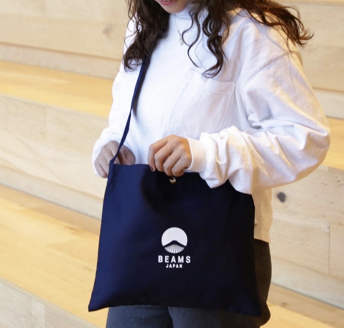 กระเป๋าผ้าสะพายข้าง Beams Japan Sacoche Bag รุ่นพิเศษจากญี่ปุ่น ของใหม่ ของแท้ พร้อมส่ง