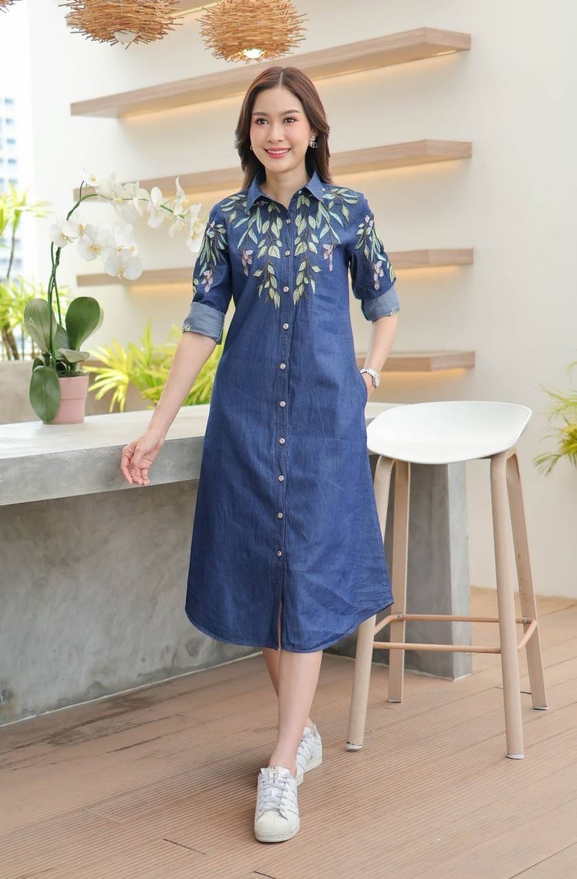 ชุดยีนส์ #8749 เดรสยีนส์ปักลายสวยหรู ผ้ายีนส์เนื้อนิ่มใส่สบาย แบบสวยใส่ได้หลายโอกาส