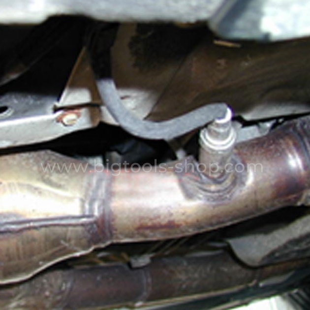 คิง โทนี่ : ลูกบล็อกถอดอ็อกซิเจนเซ็นเซอร์ รู 1/2" King Tony : 1/2"DR. Lambda Probe Socket (9AJ4322)