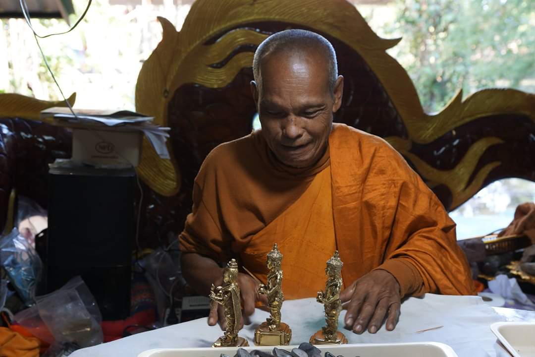 กุมารกุมารี "หัวแก้ว- หัวแหวน" ลพ.หนุน ปี 61