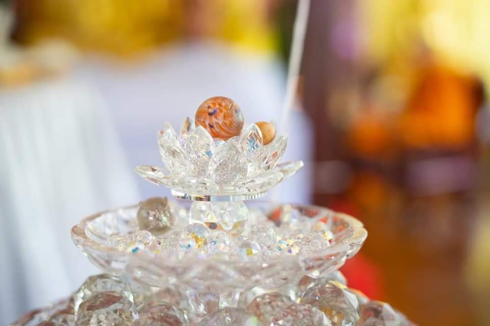 สีผึ้งมหาจักรพรรดิ (เนื้ิอสีน้ำตาลและขาว)รวมเกจิสาย ลพ.ฤาษี (2 ตลับ 490)